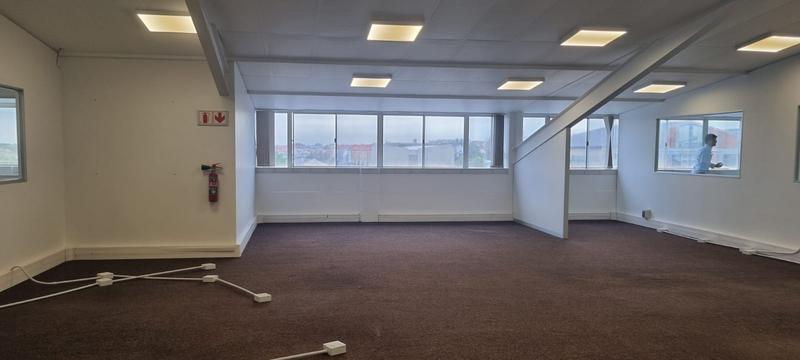 To Let Commercial Property for Rent in Mowbray Western Cape